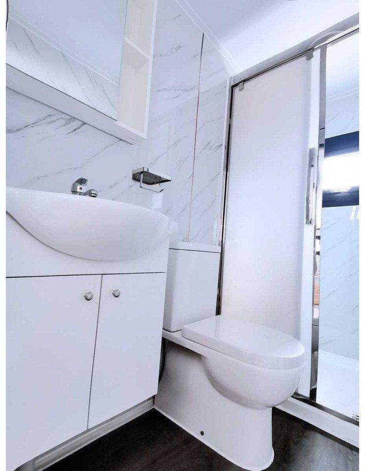 Conteneur comme habitat Deluxe 12x6m 3 chambres et cuisine – Image 7
