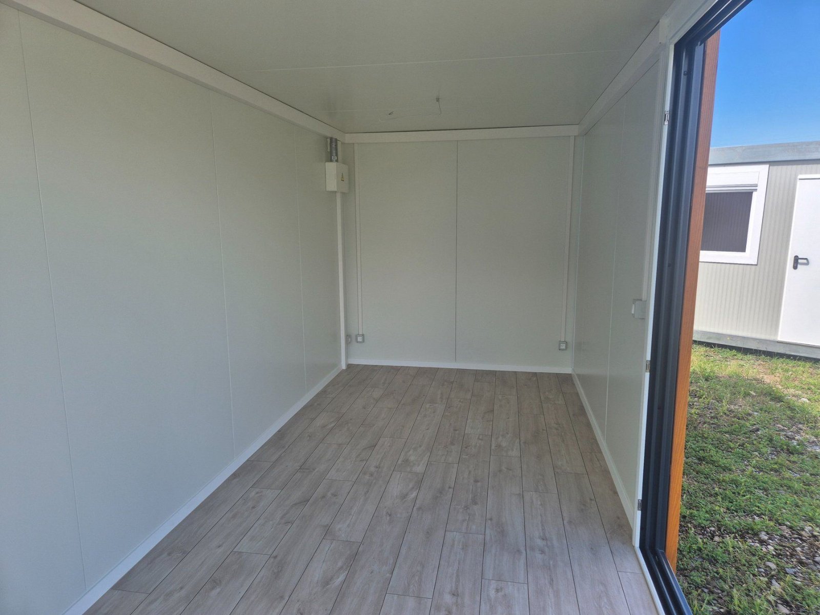 Conteneur Module 6,00 m x 2,50 m x 2,85 m ( L x l x H ) – Image 3