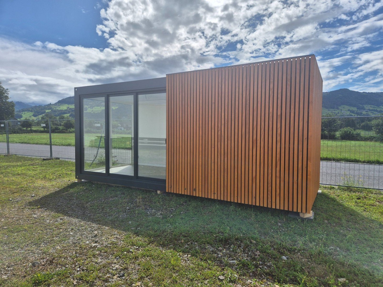 Conteneur Module 6,00 m x 2,50 m x 2,85 m ( L x l x H ) – Image 7