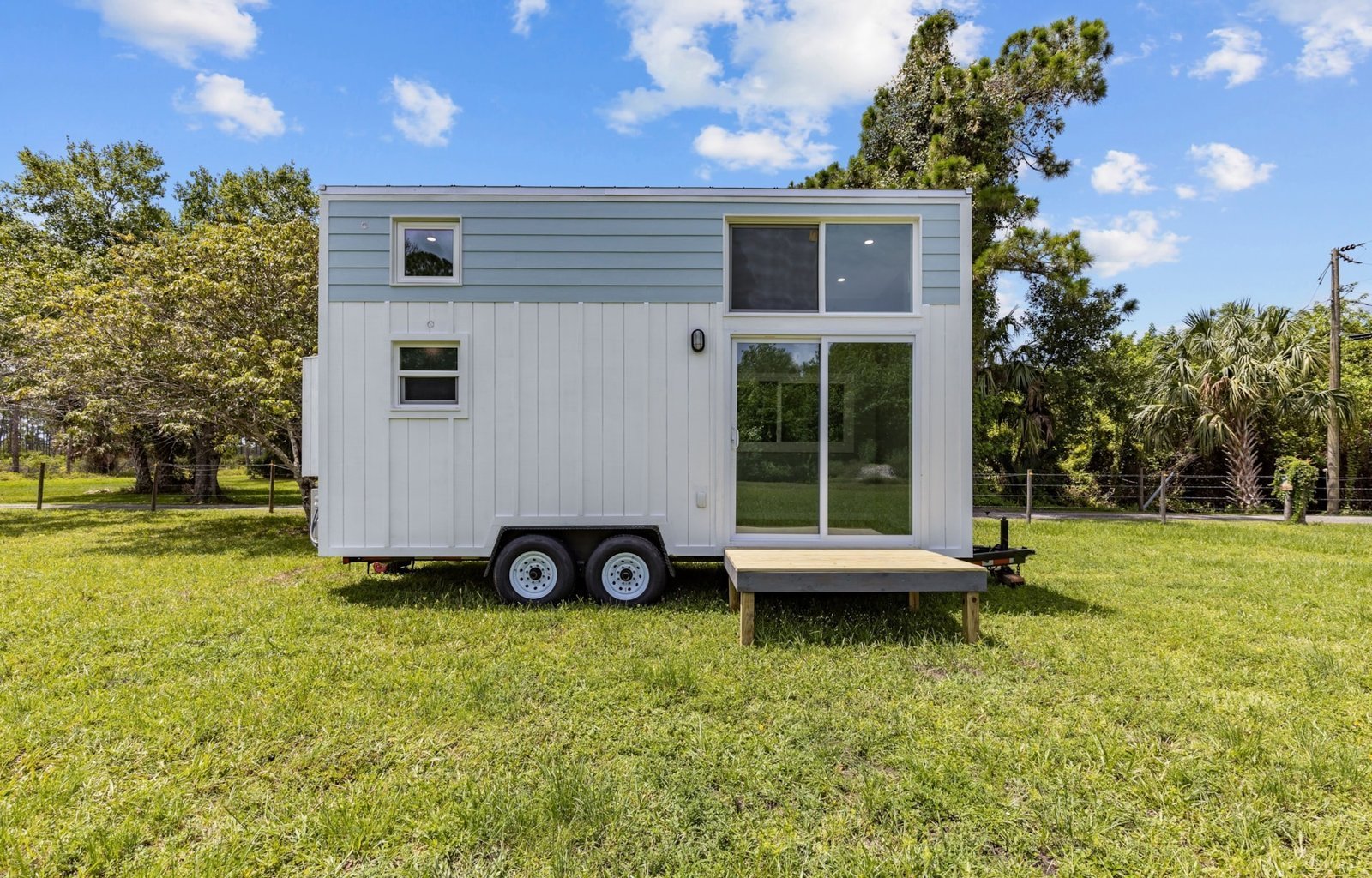 Tiny House moderne sur une remorque 1 chambres - 1 salles de bain
